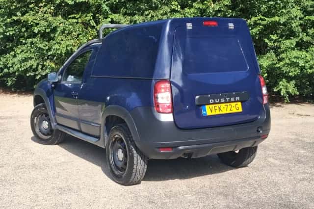 Dacia Duster (2015) thumbnail 5