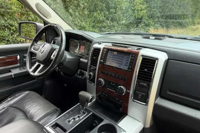 Dodge RAM (2011) thumbnail 3