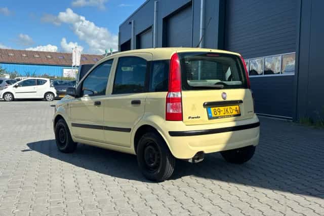 Fiat Panda (2009) thumbnail 3