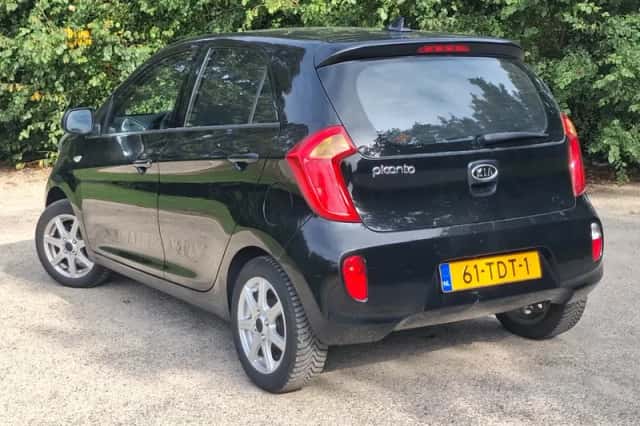 Kia Picanto (2012) thumbnail 4