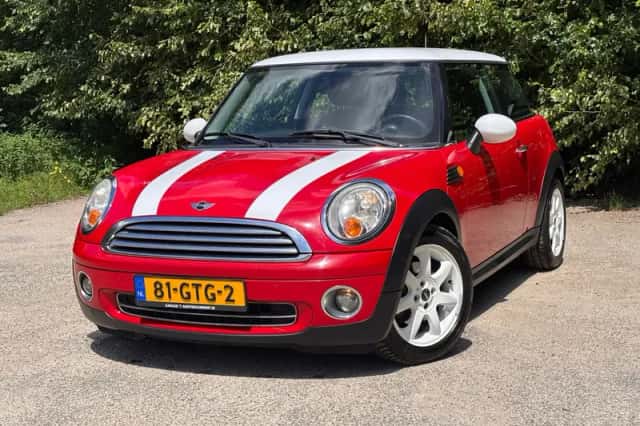 MINI Cooper (2008) thumbnail 1