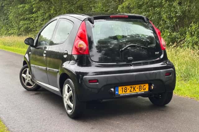 Peugeot 107 (2008) thumbnail 2