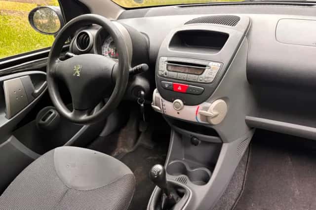 Peugeot 107 (2008) thumbnail 6