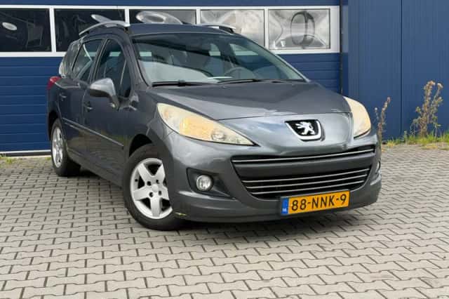 Peugeot 207 (2010) thumbnail 5
