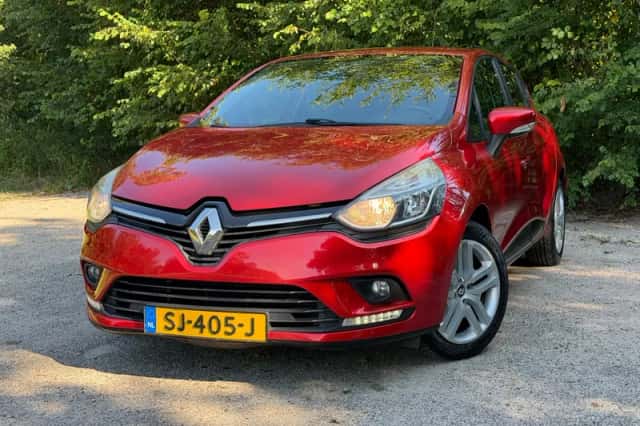 Renault Clio (2017) thumbnail 1