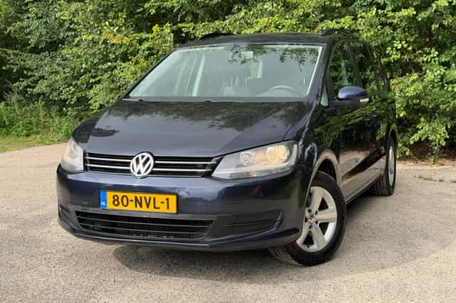 Volkswagen Sharan (2010) thumbnail 1