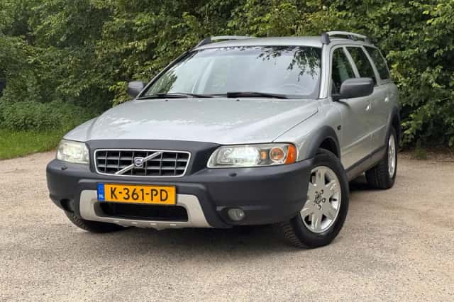 Volvo V70 (2005) thumbnail 1