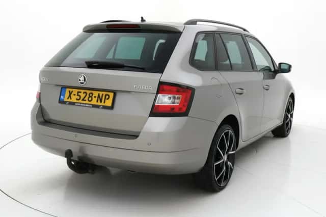 Škoda Fabia (2017) thumbnail 2