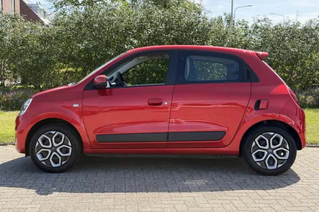 Renault Twingo (2020) thumbnail 3