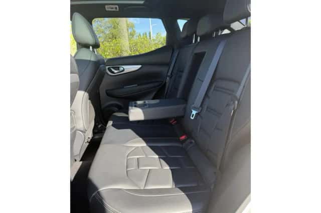 Nissan Qashqai (2018) thumbnail 6