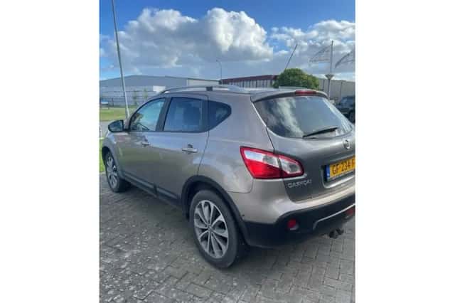 Nissan Qashqai (2010) thumbnail 2