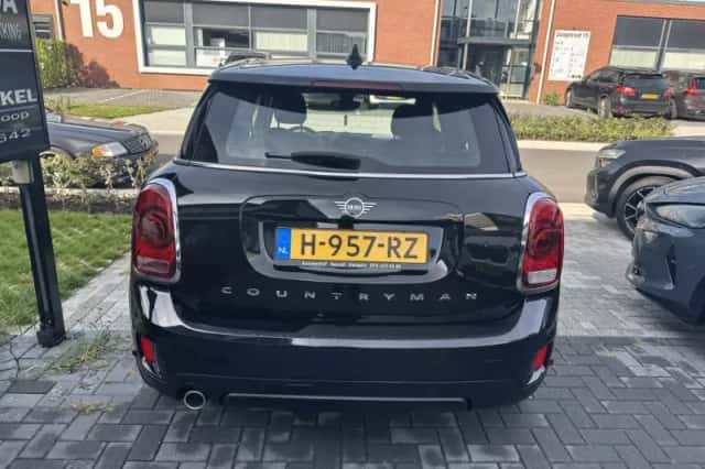 MINI Countryman (2019) thumbnail 4