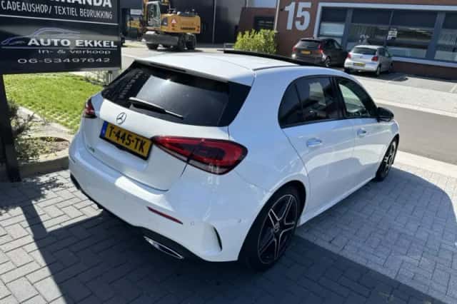 Mercedes-Benz A-Klasse (2018) thumbnail 2