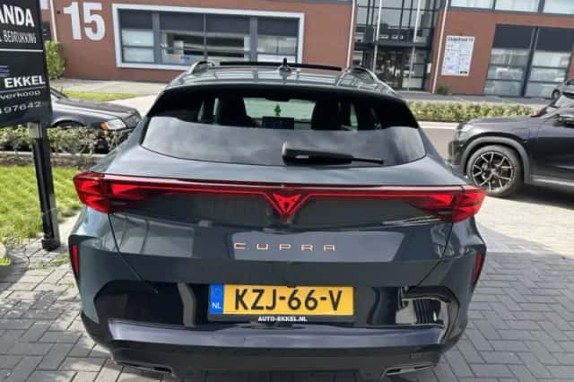 CUPRA Formentor (2025) thumbnail 4