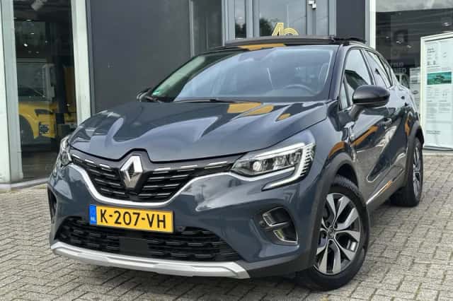 Renault Captur (2021) thumbnail 2
