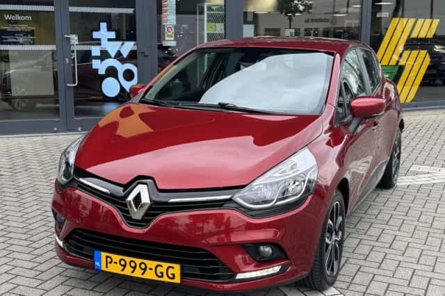 Renault Clio (2019) thumbnail 2