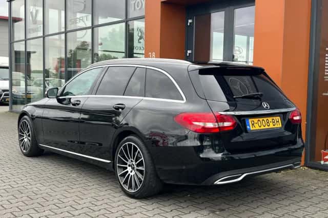 Mercedes-Benz C-Klasse (2014) thumbnail 3