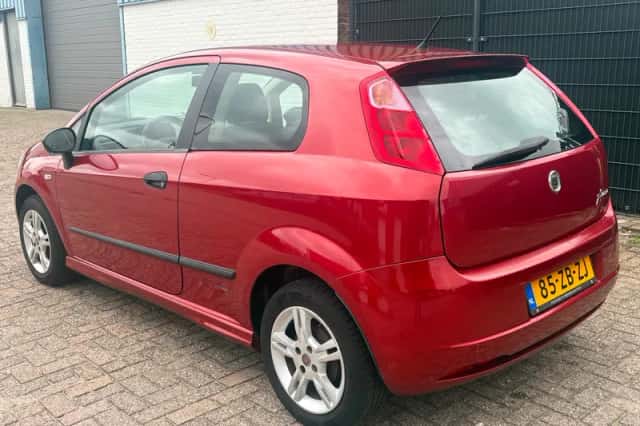 Fiat Grande Punto (2007) thumbnail 6