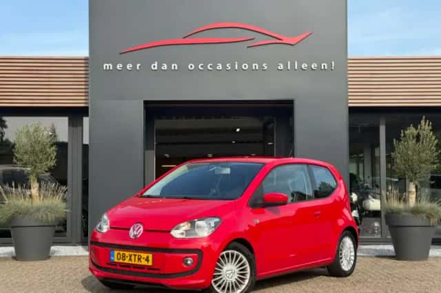 Volkswagen Up! (2012) thumbnail 1