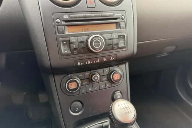Nissan Qashqai (2008) thumbnail 6