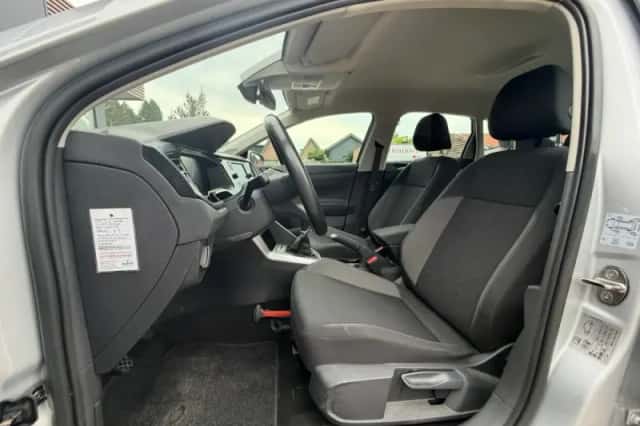 Volkswagen Polo (2022) thumbnail 4