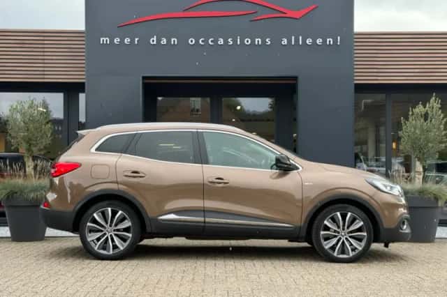 Renault Kadjar (2016) thumbnail 4