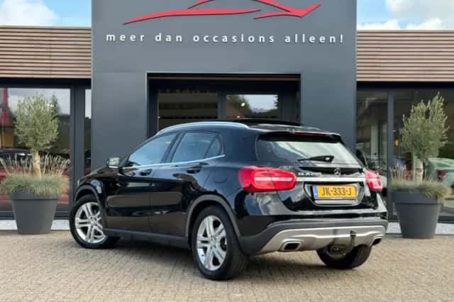 Mercedes-Benz GLA-Klasse (2015) thumbnail 3