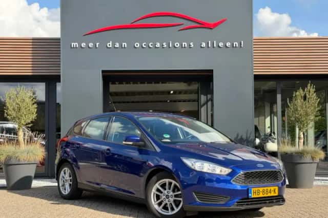 Ford Focus (2015) thumbnail 4