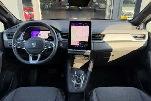 Renault Symbioz (2025) thumbnail 2