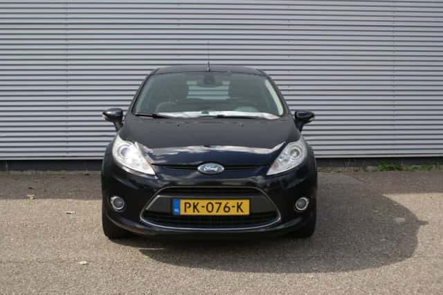 Ford Fiesta (2009) thumbnail 6