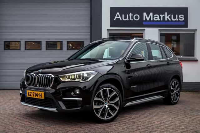 BMW X1 (2017) thumbnail 2