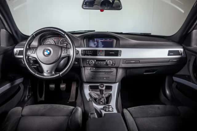 BMW 3-Serie (2010) thumbnail 4