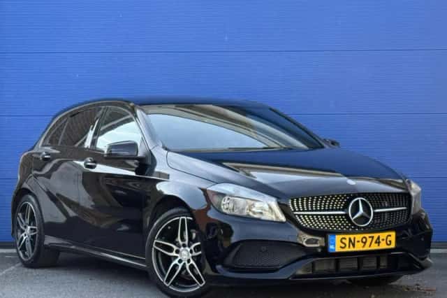 Mercedes-Benz A-Klasse (2015) thumbnail 2