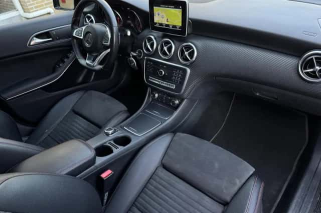 Mercedes-Benz A-Klasse (2015) thumbnail 6