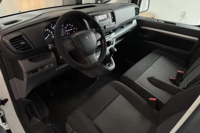 Peugeot Expert (2017) thumbnail 3