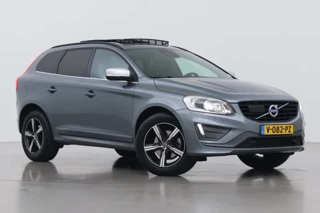 Volvo XC60 (2017) thumbnail 1