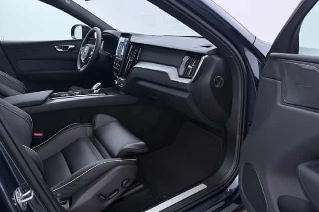 Volvo XC60 (2026) thumbnail 5