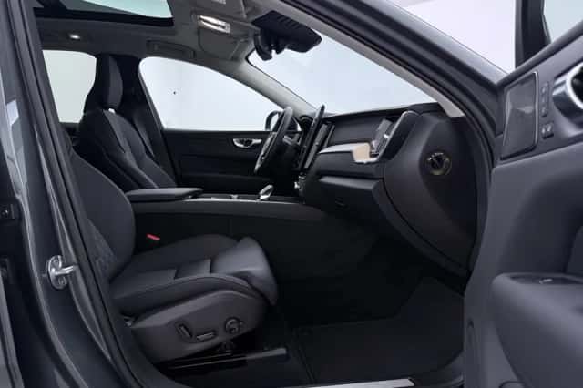 Volvo XC60 (2026) thumbnail 5