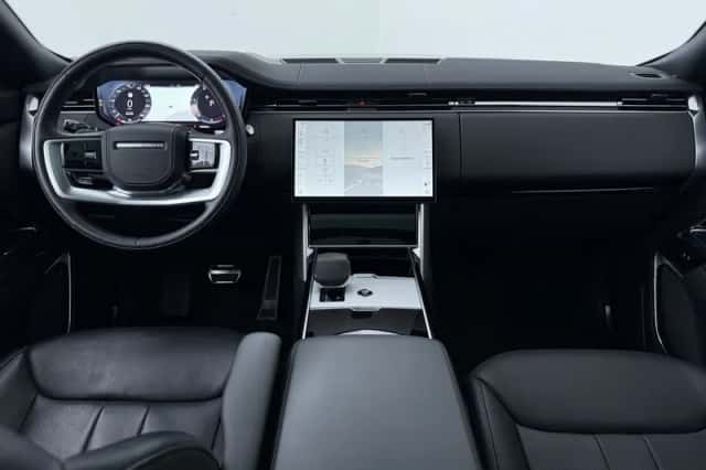 Land Rover Range Rover (2024) thumbnail 4