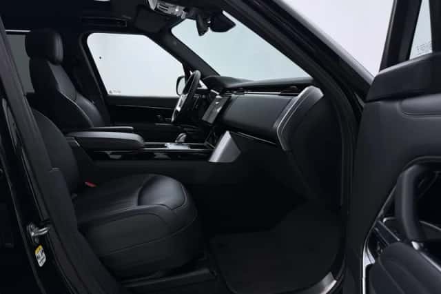 Land Rover Range Rover (2024) thumbnail 5