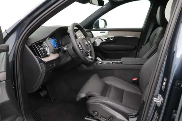 Volvo XC90 (2026) thumbnail 3