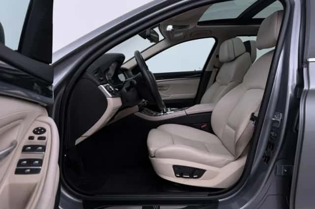 BMW 5-Serie (2013) thumbnail 3