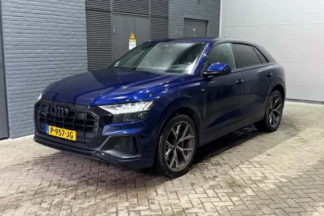 Audi Q8 (2021) thumbnail 4