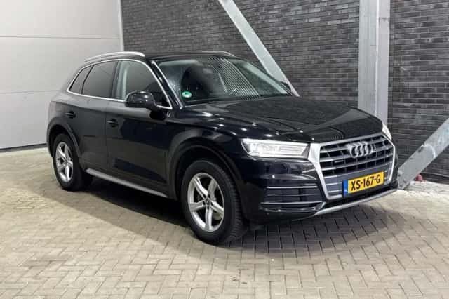 Audi Q5 (2018) thumbnail 1