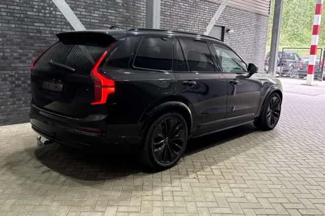 Volvo XC90 (2026) thumbnail 2