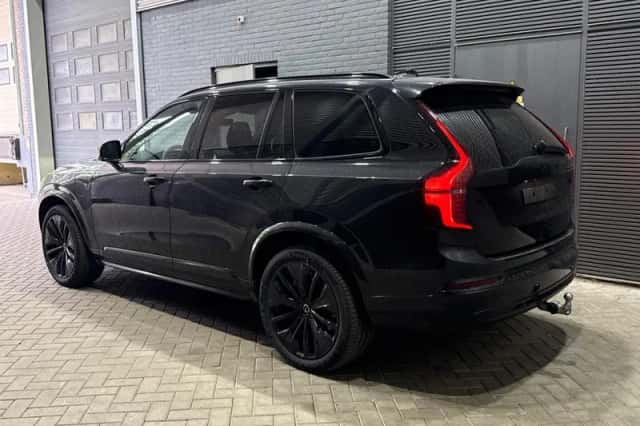 Volvo XC90 (2026) thumbnail 3