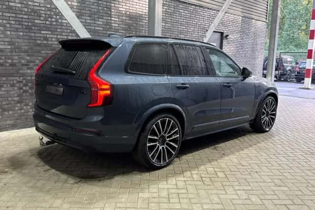 Volvo XC90 (2026) thumbnail 2