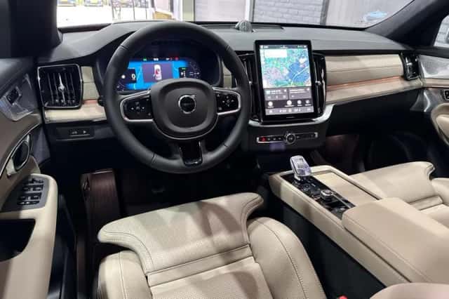 Volvo XC90 (2026) thumbnail 5