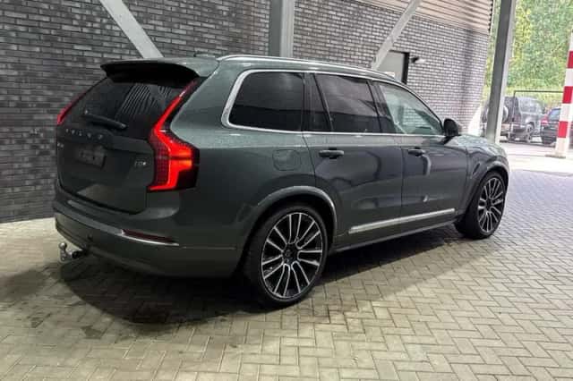 Volvo XC90 (2026) thumbnail 2
