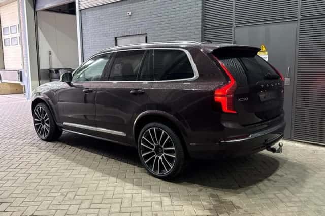 Volvo XC90 (2026) thumbnail 3